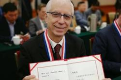 赤峰中專學(xué)歷報(bào)名電話是多少號(hào)