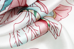 赤峰定制圍巾店電話多少號