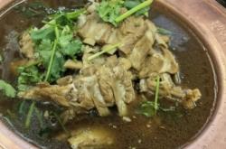 赤峰好評清真飯店電話多少號