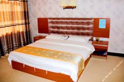 赤峰酒店餐桌擺臺定做電話地址