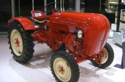 赤峰百萬(wàn)拖拉機(jī)銷售電話號(hào)碼