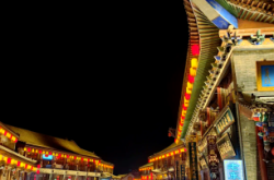 赤峰摩爾金街電話號碼多少