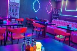 赤峰旱冰場(chǎng)酒吧電話(huà)號(hào)碼多少