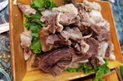 赤峰蒙餐奶豆腐店電話號碼