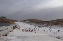 赤峰烏巢滑雪場電話號碼