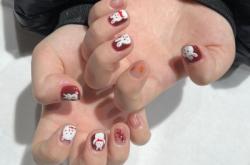 赤峰萬達(dá)商場(chǎng)美甲店電話號(hào)碼