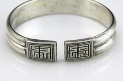 赤峰銀手鐲加工廠電話號碼