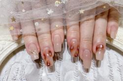 赤峰小苑美甲美睫電話號碼