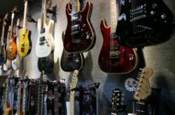 赤峰李明源吉他專賣店電話號(hào)碼