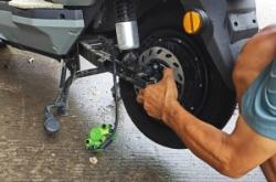 赤峰電動(dòng)車(chē)輪胎回收電話號(hào)碼