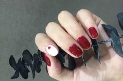 赤峰小魚兒美甲電話地址查詢