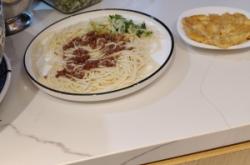 赤峰弘祥面食店地址電話號碼