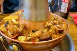 赤峰銅?；疱侂娫?huà)號(hào)碼多少