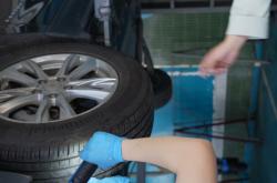 赤峰博士汽修廠電話地址查詢