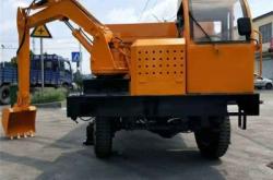 赤峰隨車挖掘機(jī)出租電話號碼