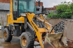 赤峰小鏟車維修電話號碼查詢