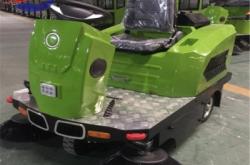 赤峰掃地車經(jīng)銷批發(fā)電話號碼