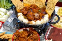 赤峰豬蹄鍋底火鍋店電話號(hào)碼