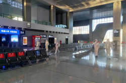 赤峰公交通高鐵站電話號碼