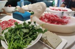 赤峰萬達(dá)炸貨店電話地址查詢