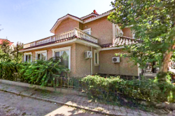 赤峰市王府花園物業(yè)電話號碼