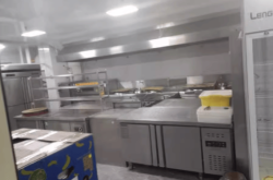 赤峰林東女裝專賣(mài)店電話號(hào)碼