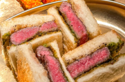 赤峰烤年糕店鋪電話多少號(hào)