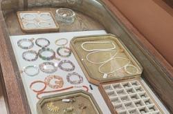 赤峰飾品店宋姐電話號(hào)碼