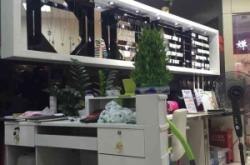 赤峰天虹滑冰場(chǎng)電話號(hào)碼