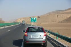 赤峰市汽貿(mào)運(yùn)輸公司電話(huà)號(hào)碼