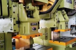 赤峰回收舊電瓶電話號(hào)碼多少