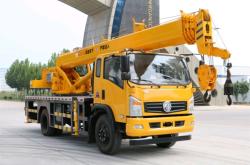 赤峰吊車出租電話附近開鎖公司電話