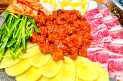 赤峰彩虹圈商店電話多少號