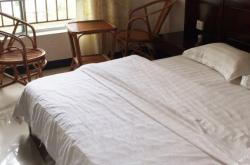 德馨賓館赤峰店電話地址是多少