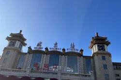 赤峰市油畫銷售中心電話號(hào)碼