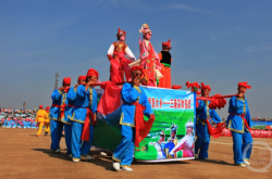 赤峰拜年高蹺隊(duì)隊(duì)長(zhǎng)電話(huà)號(hào)碼