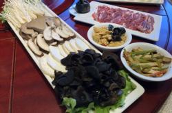 赤峰新城肉餅店電話多少號