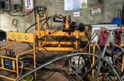 赤峰鉆機公司電話多少啊