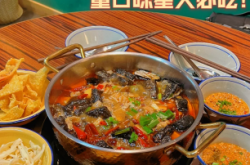 赤峰吃貨肥腸店地址電話號碼