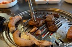 赤峰五六鮮豬肉店地址電話(huà)號(hào)碼