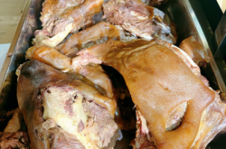 赤峰新華路狗肉館電話號碼