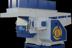 赤峰大塊布撕碎機(jī)廠電話地址