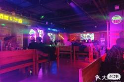 赤峰酒館便利店地址電話號碼