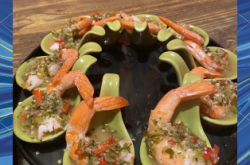 赤峰中學食堂電話多少啊