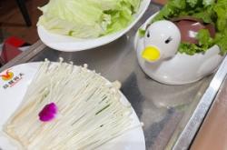 赤峰華亮涮羊肉地址電話號碼