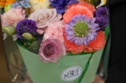 赤峰花禮定制電話(huà)號(hào)碼查詢(xún)