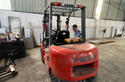 赤峰叉車上牌電話號(hào)碼查詢