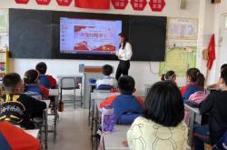 赤峰市五小校長電話是多少