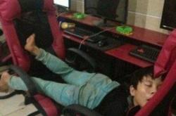 赤峰狙擊者網(wǎng)吧電話(huà)多少號(hào)