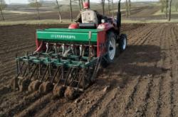 赤峰播種機招商加盟電話號碼